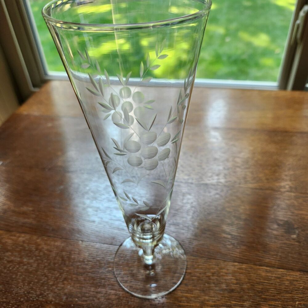 Clear Etched Beer Pilsner Champagne Flute Glass 16oz 9 1/4” Tall